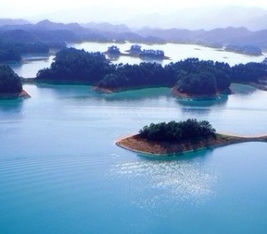千岛湖优质水源成就农夫山泉高贵品质